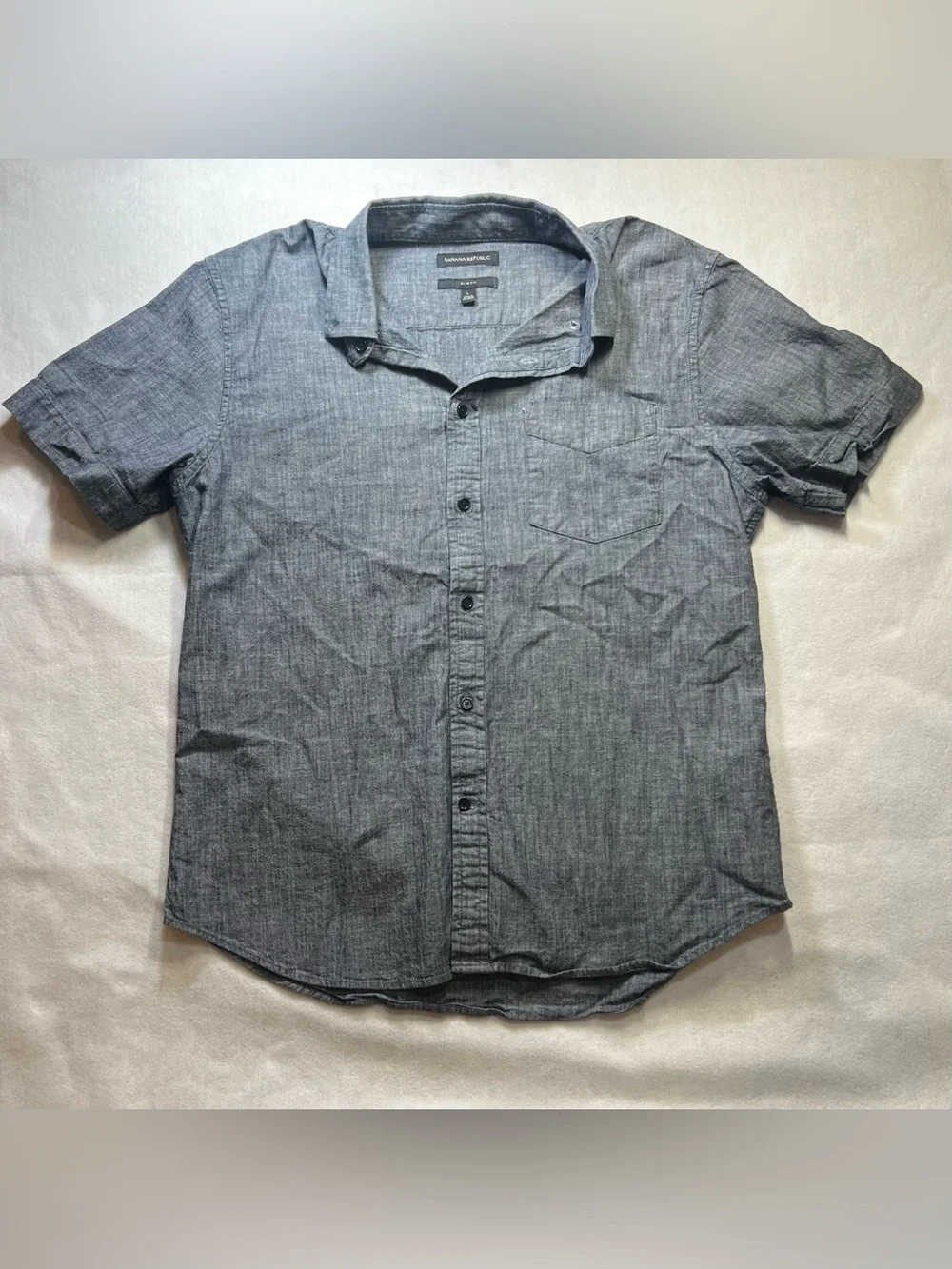 2 Banana Republic Men's L Regular Blue Floral and grey shirt. 2 shirt  BUNDLE 60
